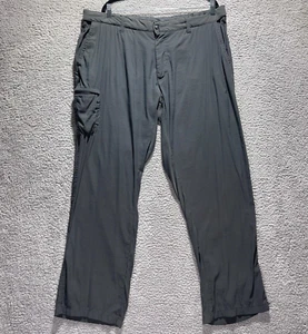 UB Tech Men’s Cargo Pants Size 40x32 Gray Lightweight Stretch Travel Hiking - Picture 1 of 6