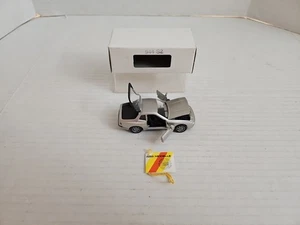 NZG Porsche 944 S2 Silver 1/43 Germany Promo Diecast Car - Picture 1 of 9