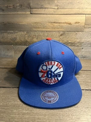 Philadelphia 76ers Retro Mitchell & Ness 1983 Campeón Mundial NBA Gorra Snapback    Foto 1 de 4