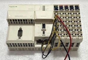 CONTROLADOR DE MOVIMIENTO SCHNEIDER ELECTRIC TM258LF42DT (PARA REPUESTOS/REPARACIÓN) - Imagen 1 de 11