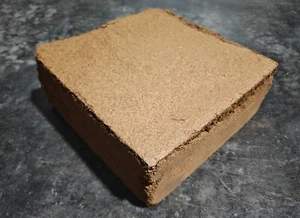 Coco Fiber / Coco Peat Block Brick Substrate 11lbs (5kg) - Picture 1 of 9