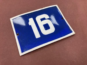 ANTICA INSEGNA EUROPEA SMALTATA VINTAGE NUMERO CASA 16 PORTE PORTA CANCELLO ANNI '60 - Foto 1 di 5