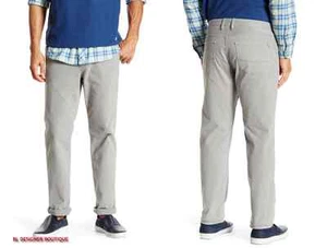 TOMMY BAHAMA Men's Authentic Fit Twill Smith Relaxed Straight Leg Jeans NEW NWT - Picture 1 of 8