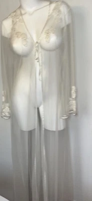 Bata de encaje de malla larga transparente Victoria’s Secret blanca M/L Y2K 2003 vintage Foto 1 de 4