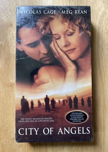 New Sealed VHS Tape City of Angles Nicolas Cage Meg Ryan - Picture 1 of 6
