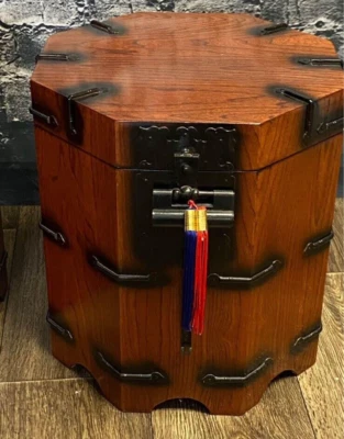 Vintage Korean Wood Hat Box Octagon Storage Oriental Asian Side Table Lock & Key - Image 1 of 4