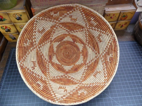 Vintage Hand Woven Native Southwest Coiled Basket Tray Star Pattern with Animal Cover