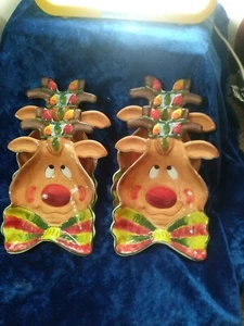Reindeer Plates - Picture 1 of 6