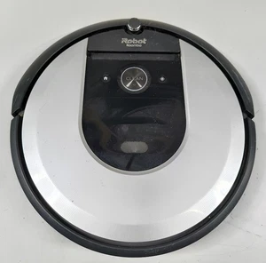 iRobot Roomba i7 Roboter Staubsauger - Für Teile, Nicht Metallarbeiten - Bild 1 von 10
