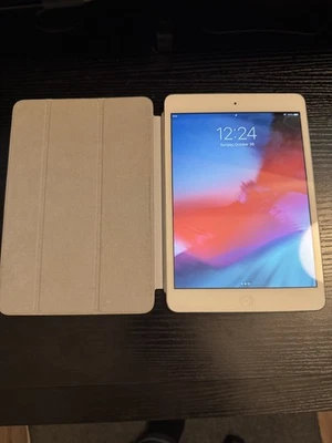 Apple iPad Mini 2 A1489 32GB WiFi Only White Silver ME280LL/A  - Image 1 of 4