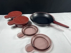 Visions Corning Cranberry Set Pie Pan Casserole Skillet Non Stick - Picture 1 of 14