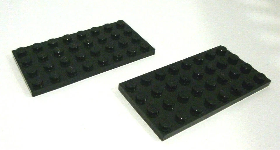 LEGO® 3035 Platte,Bauplatte,Basis 4x8 Noppen flach schwarz beidseitig bebaubar - Bild 1 von 1