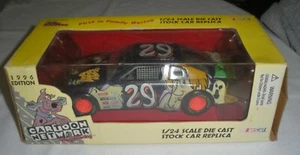 1996 Edition Nascar 1:24 Scooby Doo Cartoon Network Wacky Racing Die-Cast - Picture 1 of 5
