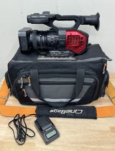 Panasonic AG-DVX200 4K Professional Camcorder 589 Hours w/ Battery + Charger A - Picture 1 of 14