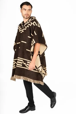 Poncho de lana de alpaca - Poncho de diseño ancestral - Poncho con capucha - Eastwood limpio Foto 1 de 4