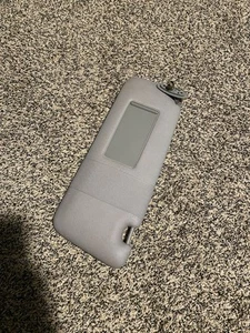 89-95 Bmw E34 5-Series Left Drivers Side Sun Shade Visor Blind Mirror Cover Oem - Picture 1 of 6