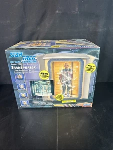 1993 Playmates Star Trek The Next Generation Transporter #6104 New - Picture 1 of 6