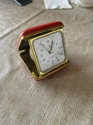 Junghans Reise Wecker, Voll Funktionsfähig, Lederbezug, tadelloser Zustand - Bild 1 von 4