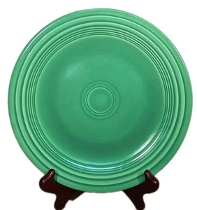 Vtg Homer Laughlin Fiestaware 10.25” Dinner Plate Light Turf Green Genuine USA - Picture 1 of 13