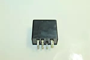 Mercedes Interval Impulse Transmitter Relay W123 W116 1238210063 - Picture 1 of 3
