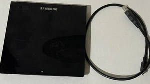 Samsung USB Ultra Slim Portable External DVD Writer Black Model SE-208 W/Cable - Picture 1 of 5