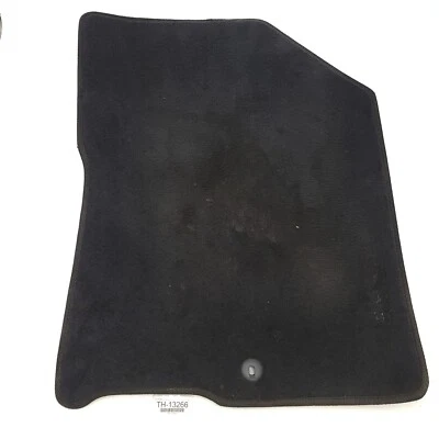 Alfombrilla negra para pasajero delantero derecho Kia Sorento 2016-2018 OEM C6014-ADU00 Foto 1 de 4