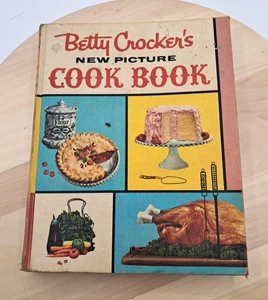 Vintage 1961 Betty Crocker New Picture Cook Book 1st edition 2nd Printing - Foto 1 di 19