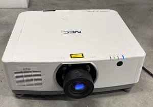 NEC NP-PA653UL Projector w/ NP41ZL Zoom Lens 6,500 Lumen 4K - Picture 1 of 9