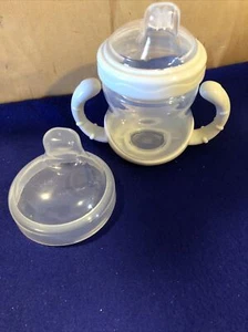 Tazza Sippy per bambini fienile ceramica plastica 2 manici grigia nuova - Foto 1 di 5