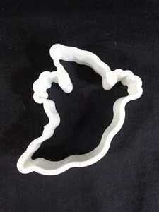 Ghost Cookie Cutter 4" White Plastic Halloween - Picture 1 of 3