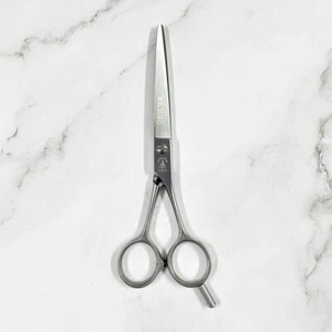 Auténticas tijeras japonesas para cortar el pelo 5,5 pulgadas tijeras de peluquero mango simétrico - Imagen 1 de 5