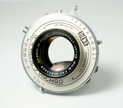 Red Dot Goerz Apochromat Artar 16.5" f/9.5 lens with Ilex #4 AcmeSynchroShutter - Image 1 of 4