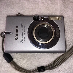 Canon PowerShot S500 Silver Wrist Strap 5.0MP Battery & Charger - Picture 1 of 13
