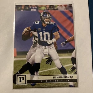2018 Panini Football #210 Eli Manning Giants - Picture 1 of 1