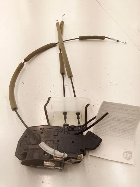 Actuador delantero Infiniti G35 2007-2008 sedán pasajero OEM Foto 1 de 4