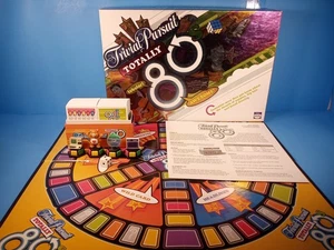 Juego de mesa completo Parker Brothers Trivial Pursuit Totally 80s Edition 2006 - Imagen 1 de 9