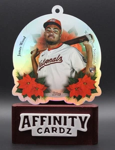 * 2025 Topps Holiday #OO-5 James Woods RC adorno troquelado Nacionales de Washington - Imagen 1 de 2