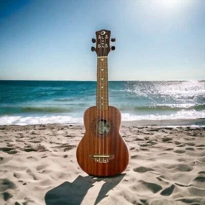 Ukelele Soprano Luna Vintage VM Caoba Diseño Starburst + Bolsa y Picos K1G45 Foto 1 de 4
