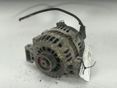 Alternador usado compatible con: 2004 Gmc Envoy XL grado C Foto 1 de 4