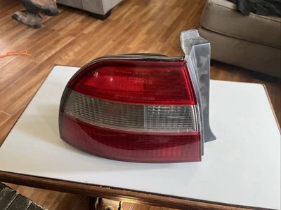 1994 95 Honda Accord Coupe Sedan Driver lanterna traseira lateral fabricante de equipamento original bom - Imagem 1 de 4