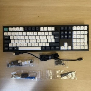 Keychron Wireless Mechanical Keyboard Q6 Max Swappable RGB Red switch Q6M-M1-UK - Photo 1/4