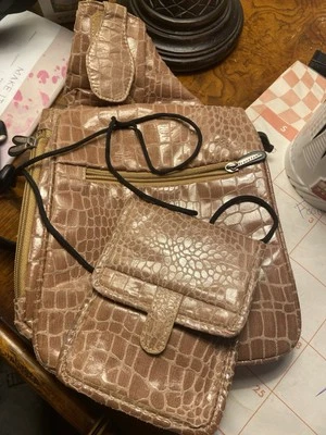 2 Piece Set Travelon Faux Alligator butter soft touch Crossbody bag - Image 1 of 4