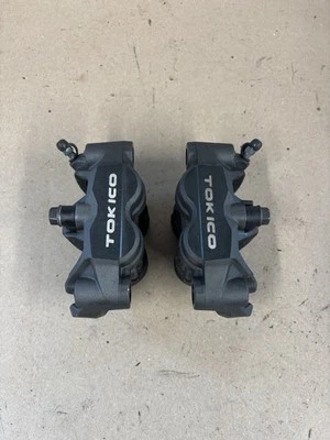 2019 13–19 Honda CBR600 CBR 600 CBR600RR суппорт переднего тормоза левый правый No0196 - Изображение 1 из 4