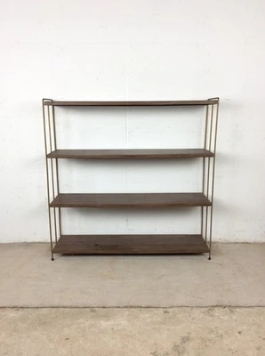 中世纪现代金属 4 搁板书柜带人造木质印花和黄铜装饰 — 第 1/4 张图片