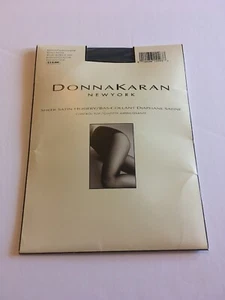 Donna Karan Control Top Sheer Satin Pantyhose Style 265 Sm/Petite Midnight Blue - Picture 1 of 3