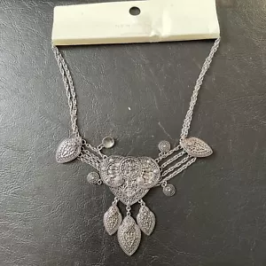 New Look Festival Necklace Silver/pewter Finish NEW - Picture 1 of 3