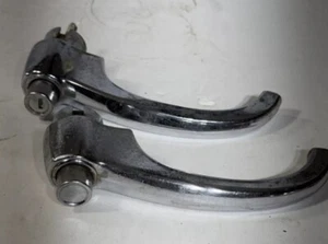 Manija de puerta de camioneta Chevrolet/GMC 1960-66, 3359888 y 81 par OEM - Imagen 1 de 4