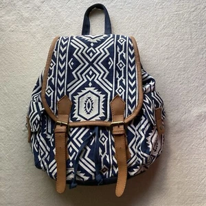 Sorpresa Boho Tribal Printed Blue & White Canvas Backpack - Picture 1 of 13