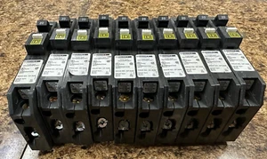 QO120VHPCAFI 20 Ampere Monopolare 120V Plug-On Neutro AFCI Arc Fault (CONFEZIONE DA 10) - Foto 1 di 1