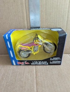 Motocicleta Kawasaki KLX250SR amarilla escala 1:18 metal fundido a presión Maisto vintage - Imagen 1 de 2